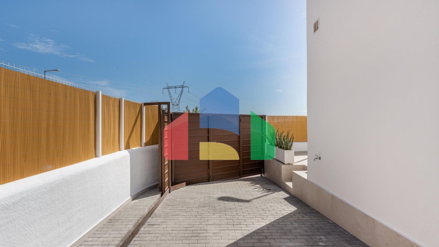 НОВЫЕ ВИЛЛЫ В ДОЛОРЕС