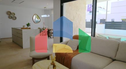 ЭКСКЛЮЗИВ И БЛАГОПОЛУЧИЕ: ВИЛЛА С САДОМ И ЧАСТНЫМ ГАРАЖОМ ЭКСКЛЮЗИВ И БЛАГОПОЛУЧИЕ: ВИЛЛА С САДОМ И ЧАСТНЫМ ГАРАЖОМ