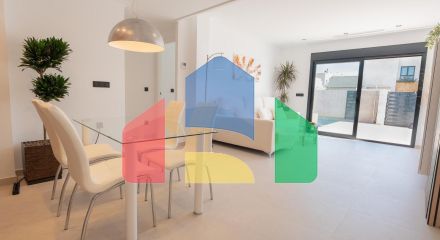 Новые виллы с частным бассейном в Oasis de la Marina, Коста Бланка