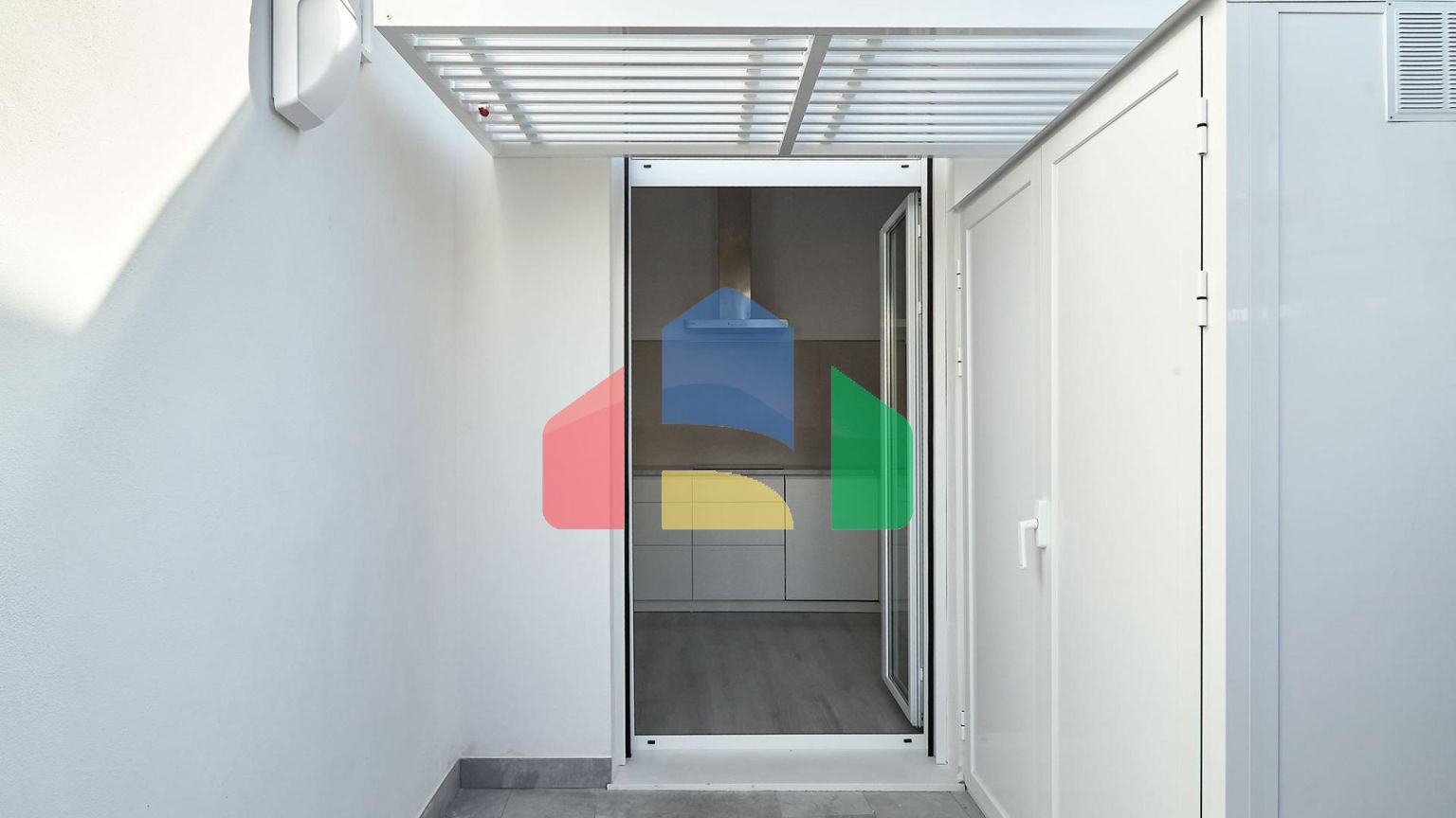 НОВЫЙ ЖИЛОЙ КОМПЛЕКС В ВЕРЕ