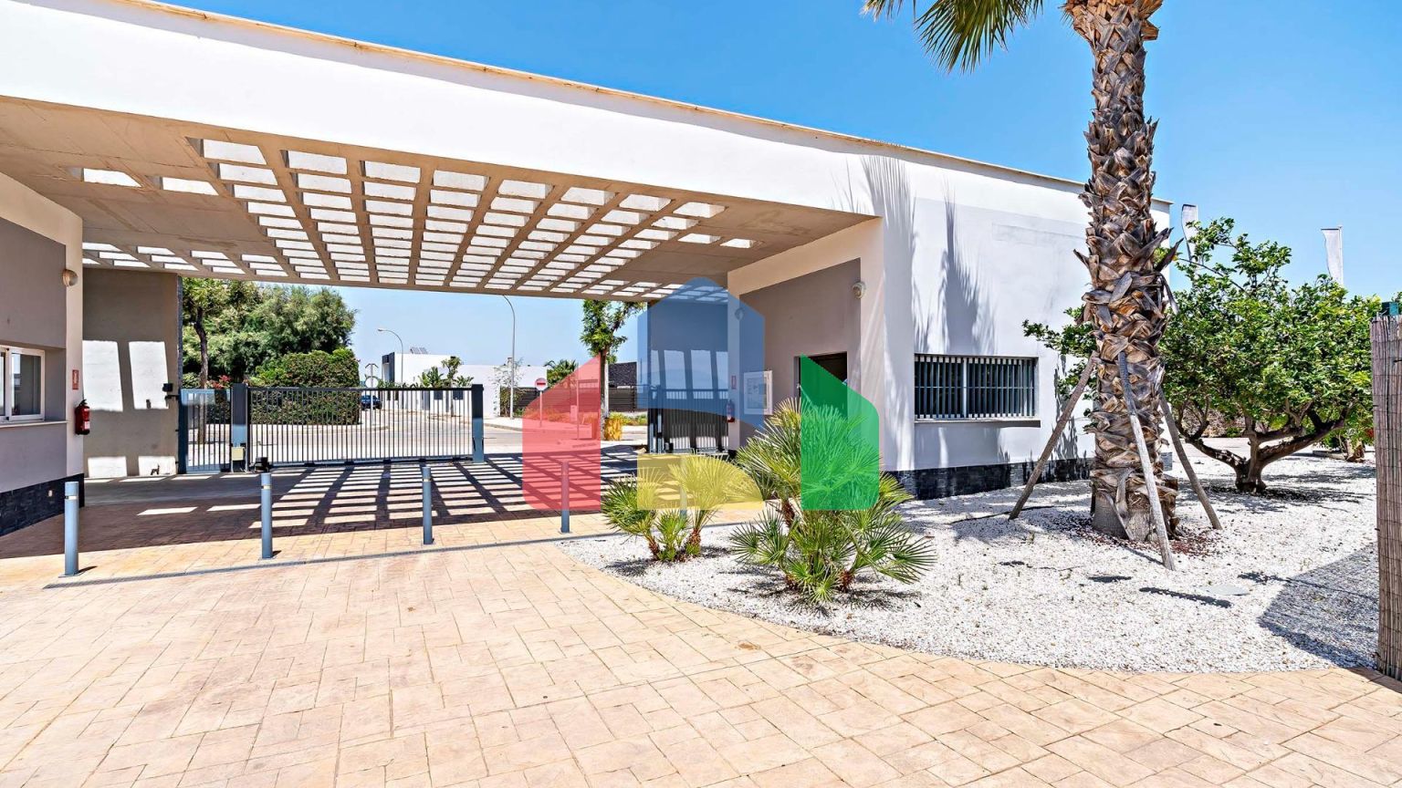 НОВЫЙ ЖИЛОЙ КОМПЛЕКС В ВЕРЕ