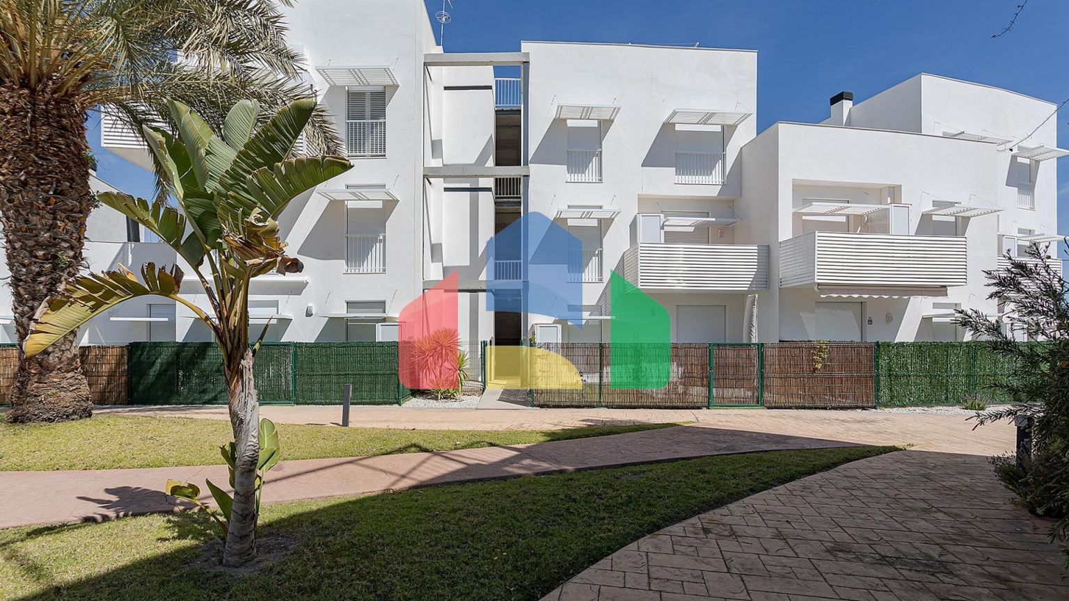 НОВЫЙ ЖИЛОЙ КОМПЛЕКС В ВЕРЕ