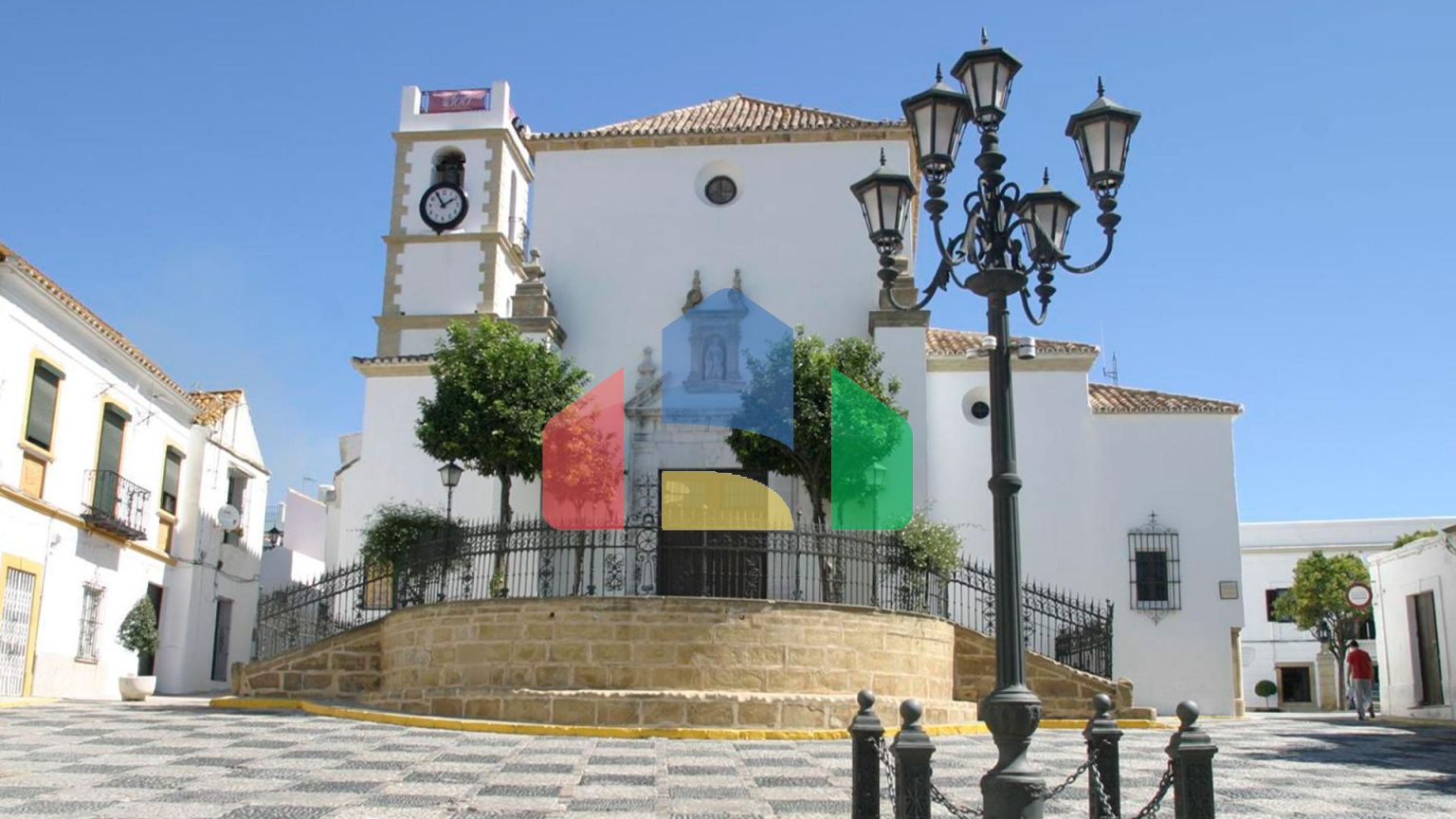 НОВЫЙ ЖИЛОЙ КОМПЛЕКС КЛАССА ЛЮКС В САН-РОКЕ, КАДИС