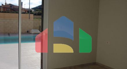 3 bedrooms, 2 bathrooms, private pool, parking in La Romana