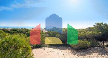 Новые дома на одну семью с частным бассейном Новые дома на одну семью с частным бассейном