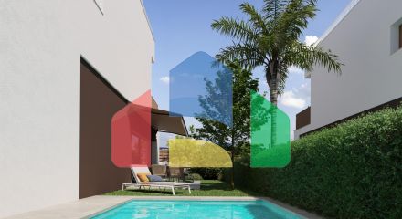 VILLA ON THE SHORES OF THE PINET BEACHES!