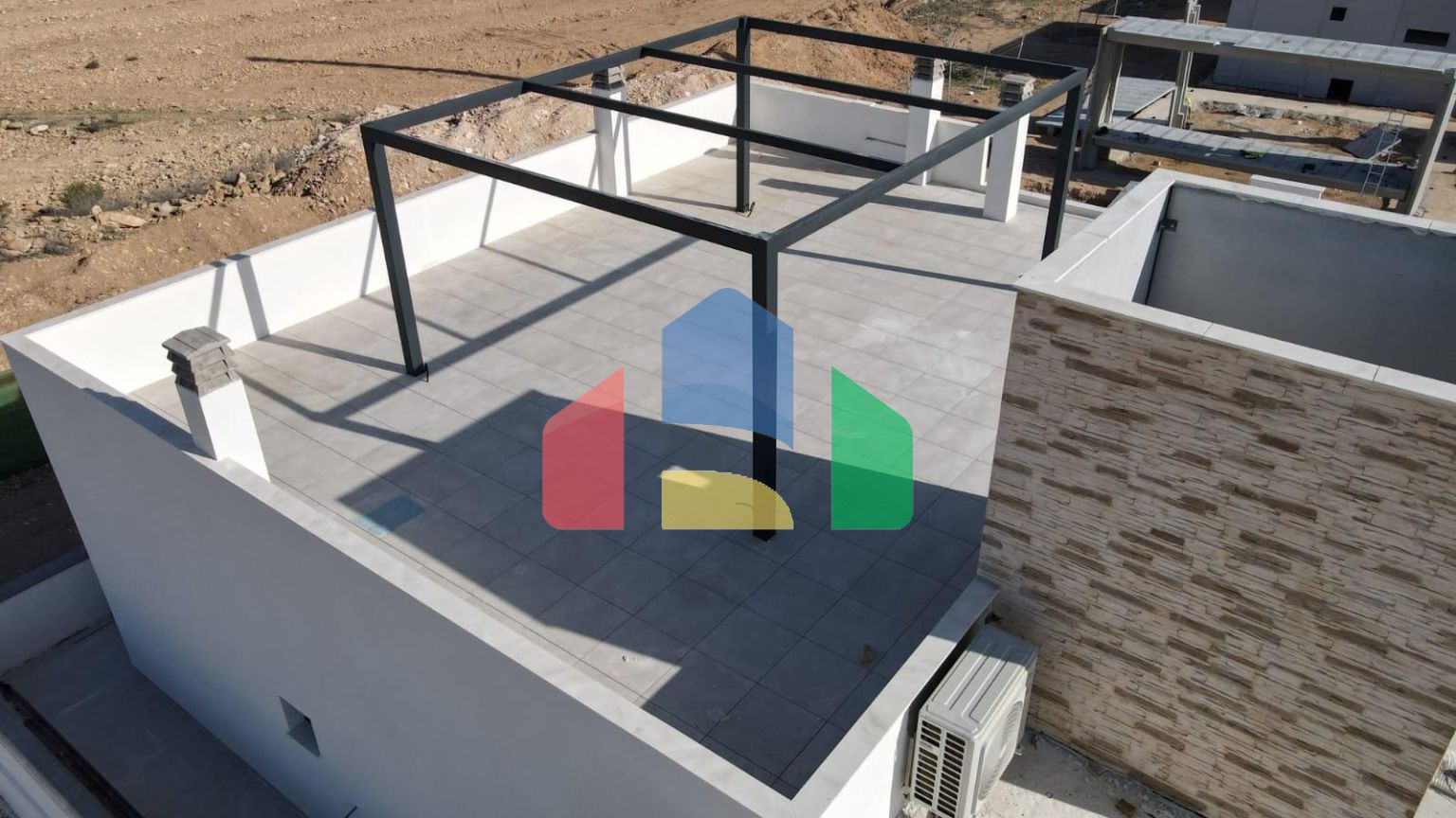 НОВЫЕ ТАУНХАУСЫ В ФУЭНТЕ АЛАМО, МУРСИЯ