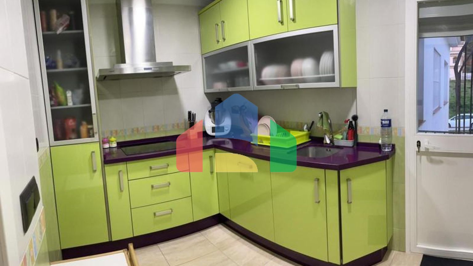 Квартира с террасой на верхнем этаже в Картаме