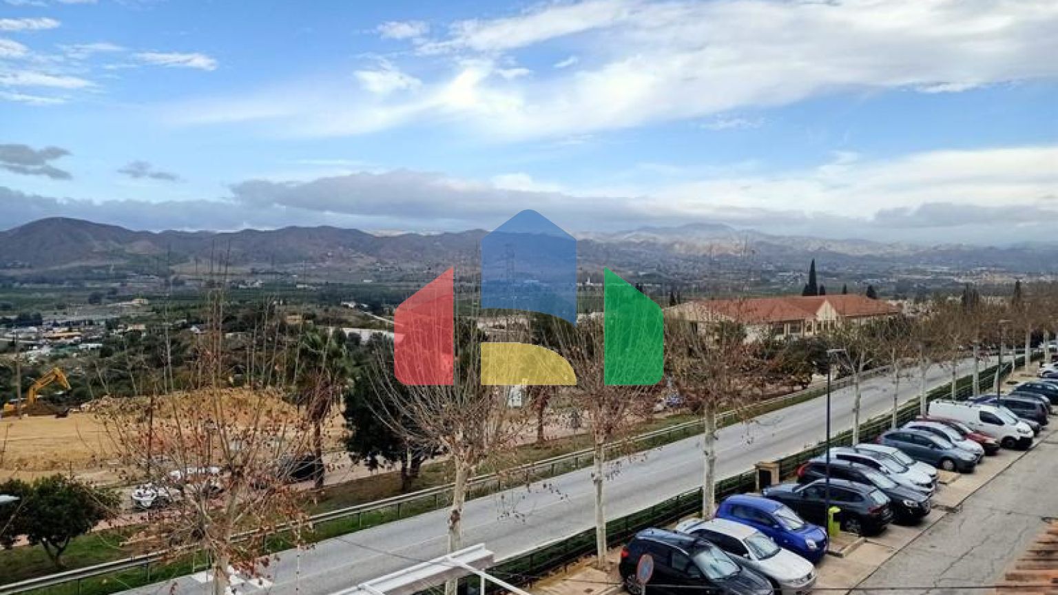 Квартира с террасой на верхнем этаже в Картаме