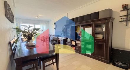 (EN) BEAUTIFUL APARTMENT WITH PRIVATE GARDEN AND STUNNING SEA VIEWS