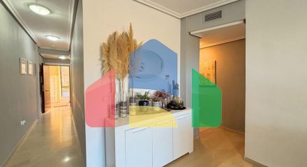 (EN) BEAUTIFUL APARTMENT WITH PRIVATE GARDEN AND STUNNING SEA VIEWS