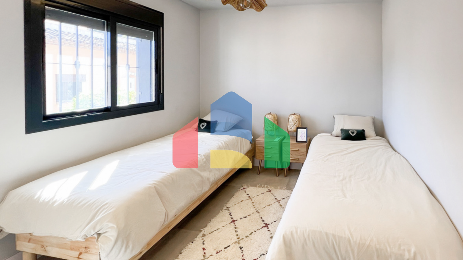 Изысканный двухуровневый пентхаус в самом сердце центра Бенахависа