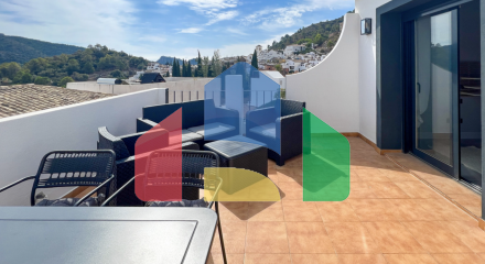 Изысканный двухуровневый пентхаус в самом сердце центра Бенахависа