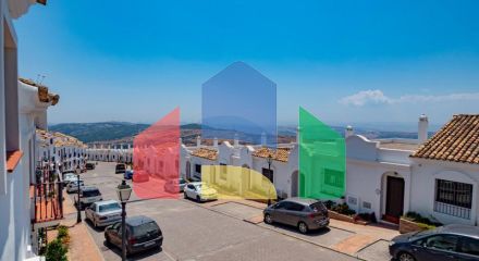 Очаровательный Таунхаус с Великолепными Видами в Касаресе