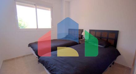 Просторная квартира на первом этаже с садом и южной ориентацией в Касаресе