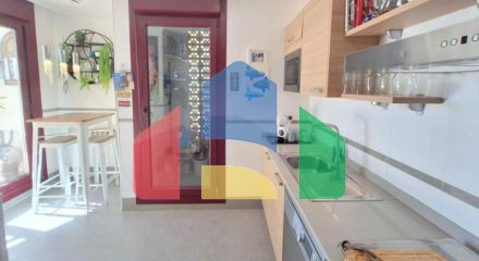 Просторная квартира на первом этаже с садом и южной ориентацией в Касаресе