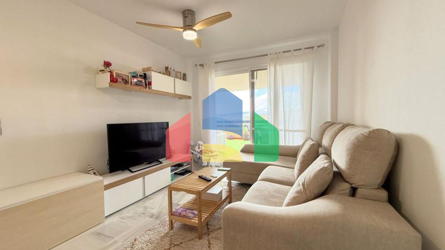 (EN) Opportunity ! Nice apartment with terrace, golf and sea views, in Casares Costa