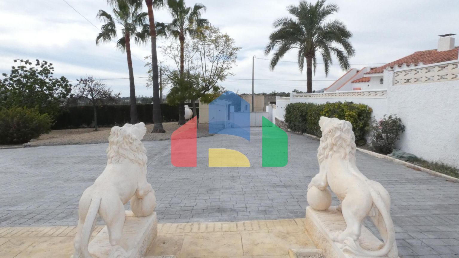 Вилла в Alfaz del Pi ID F0222