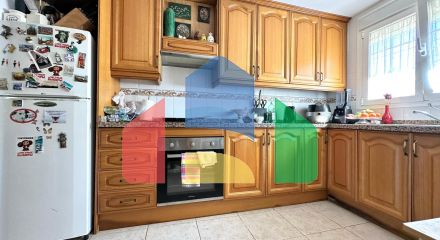 Красивый таунхаус в Альбире с садом в 15 минутах пешком от пляжа! Красивый таунхаус в Альбире с садом в 15 минутах пешком от пляжа!