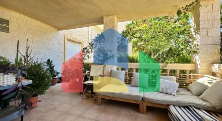 Красивый таунхаус в Альбире с садом в 15 минутах пешком от пляжа! Красивый таунхаус в Альбире с садом в 15 минутах пешком от пляжа!