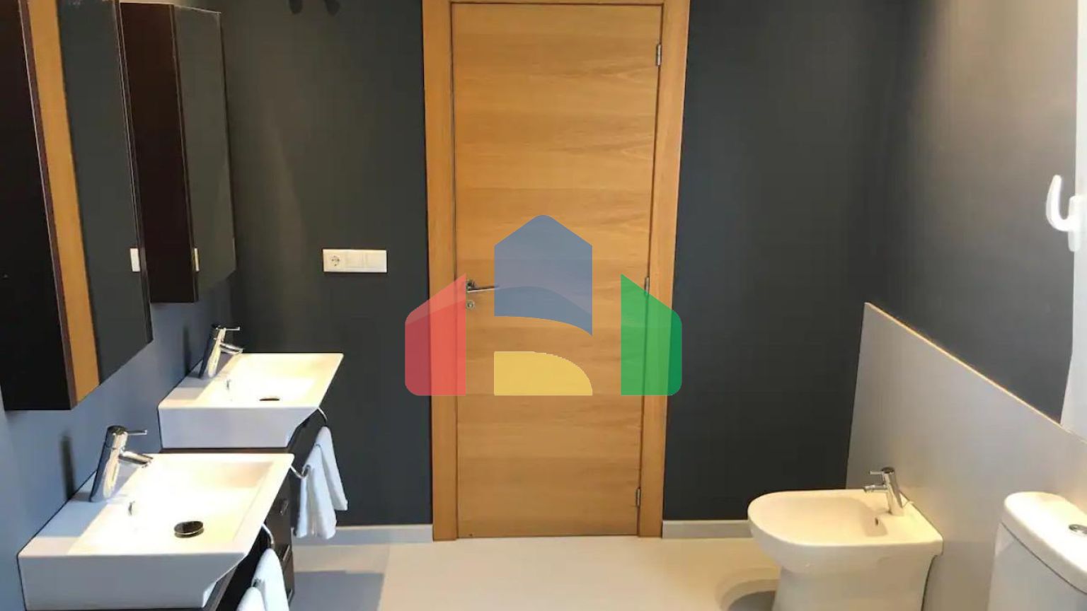 РОСКОШНАЯ ВИЛЛА В САМОМ СЕРДЦЕ АЛЬБИРА