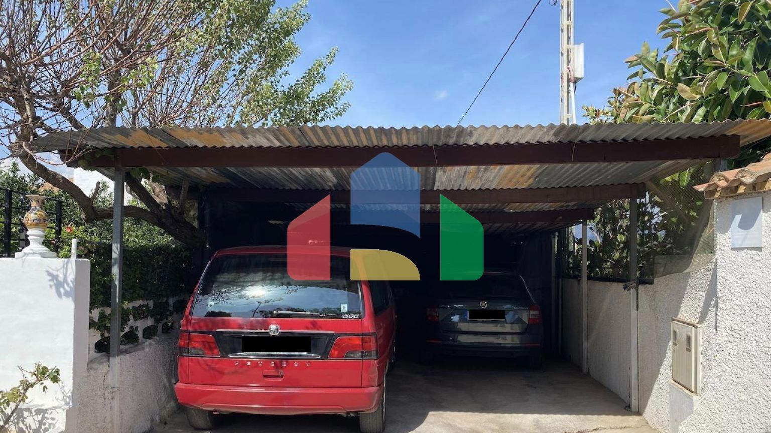 ПРЕКРАСНАЯ ВИЛЛА В АЛЬФАС-ДЕЛЬ-ПИ