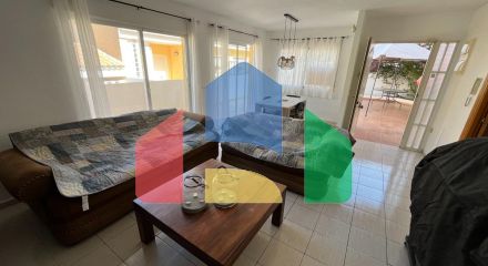 Semi-detached house with guest apartment