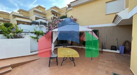 Смежный дом с гостевой квартирой