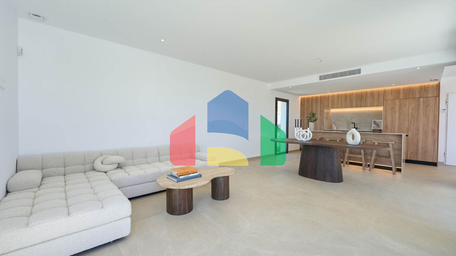 НОВЫЕ ВИЛЛЫ В АЛЬФАС-ДЕЛЬ-ПИ