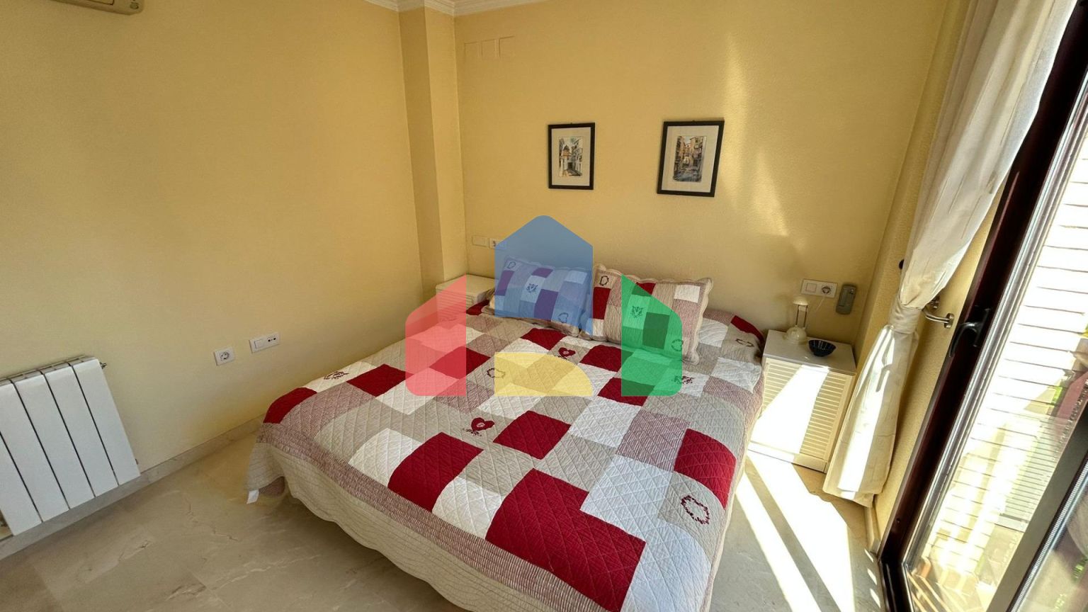 Просторная квартира на продажу в Альбире с панорамными видами