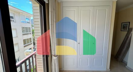 Просторная квартира на продажу в Альбире с панорамными видами