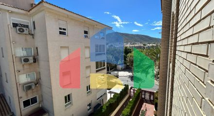 Просторная квартира на продажу в Альбире с панорамными видами