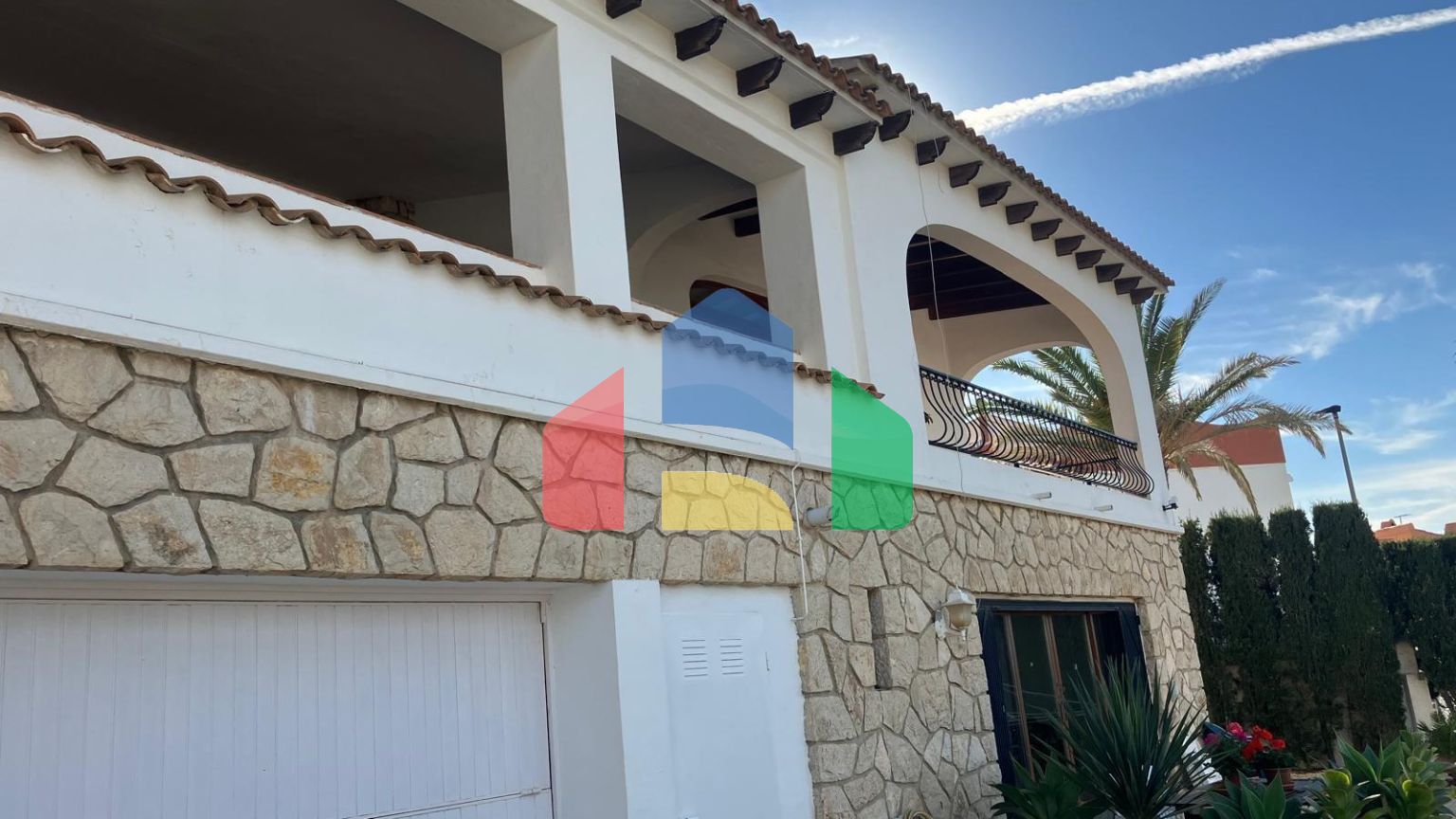 Вилла в Альбире