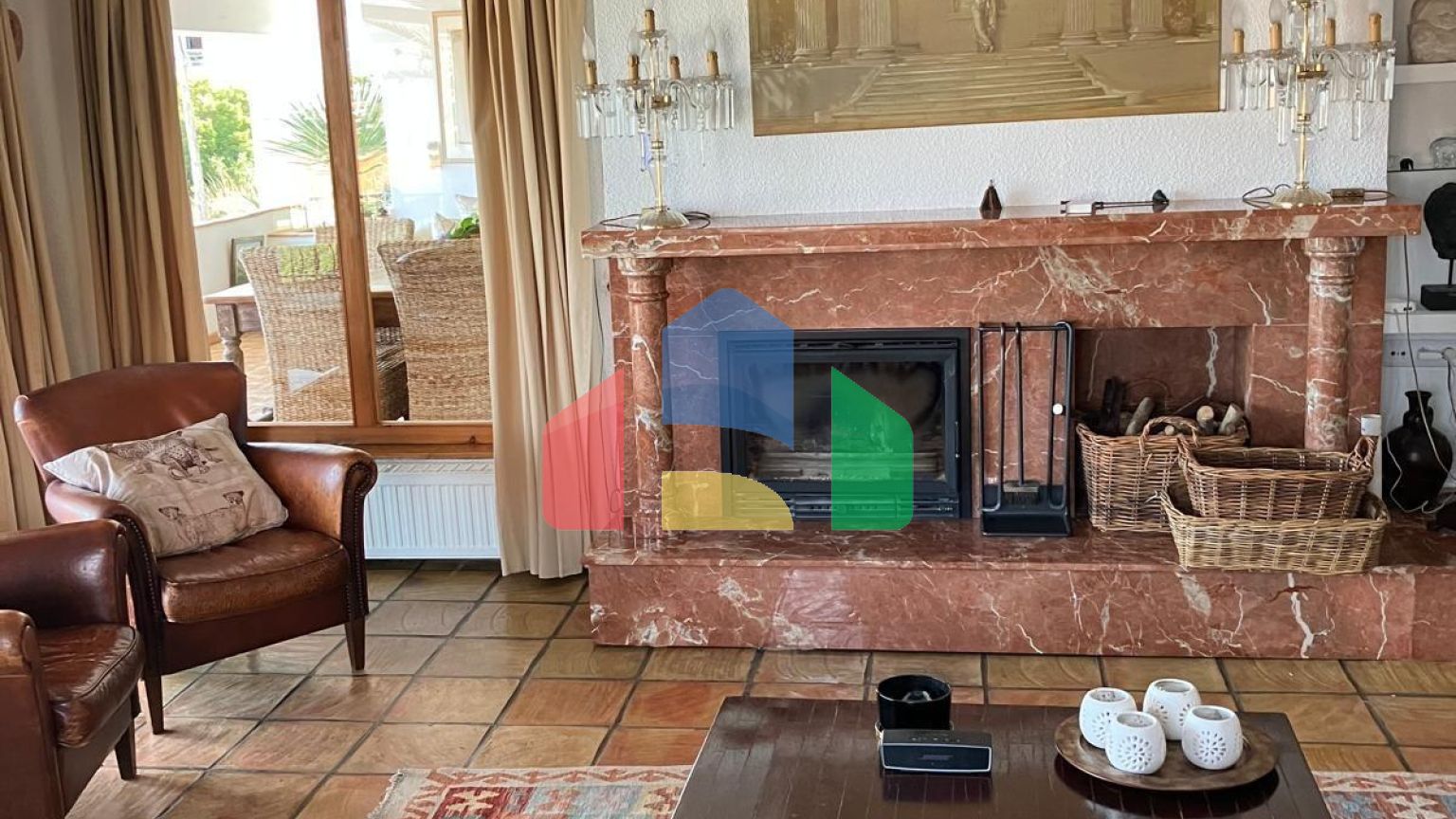 Вилла в Альбире