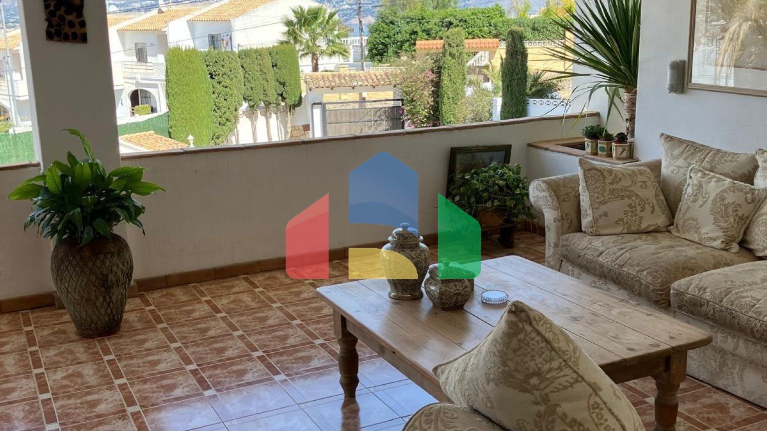 Вилла в Альбире