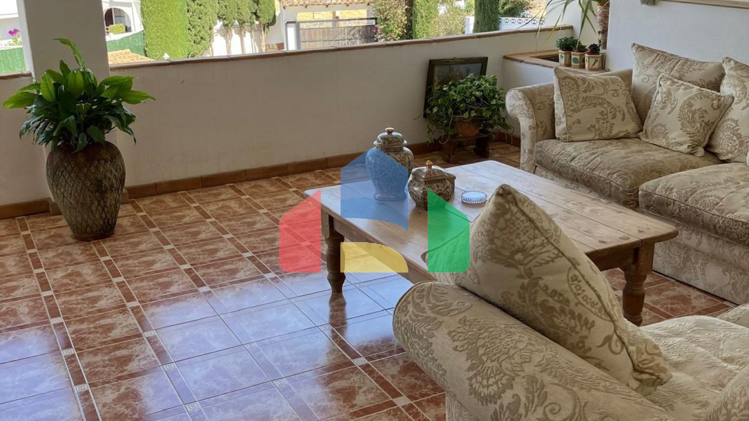 Вилла в Альбире