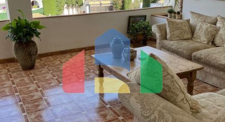 Вилла в Альбире