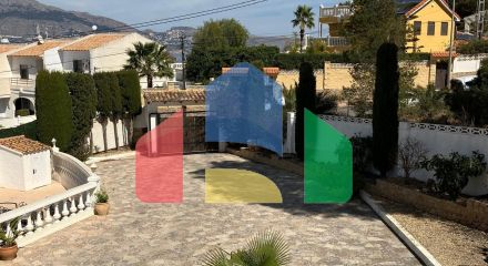 Вилла в Альбире