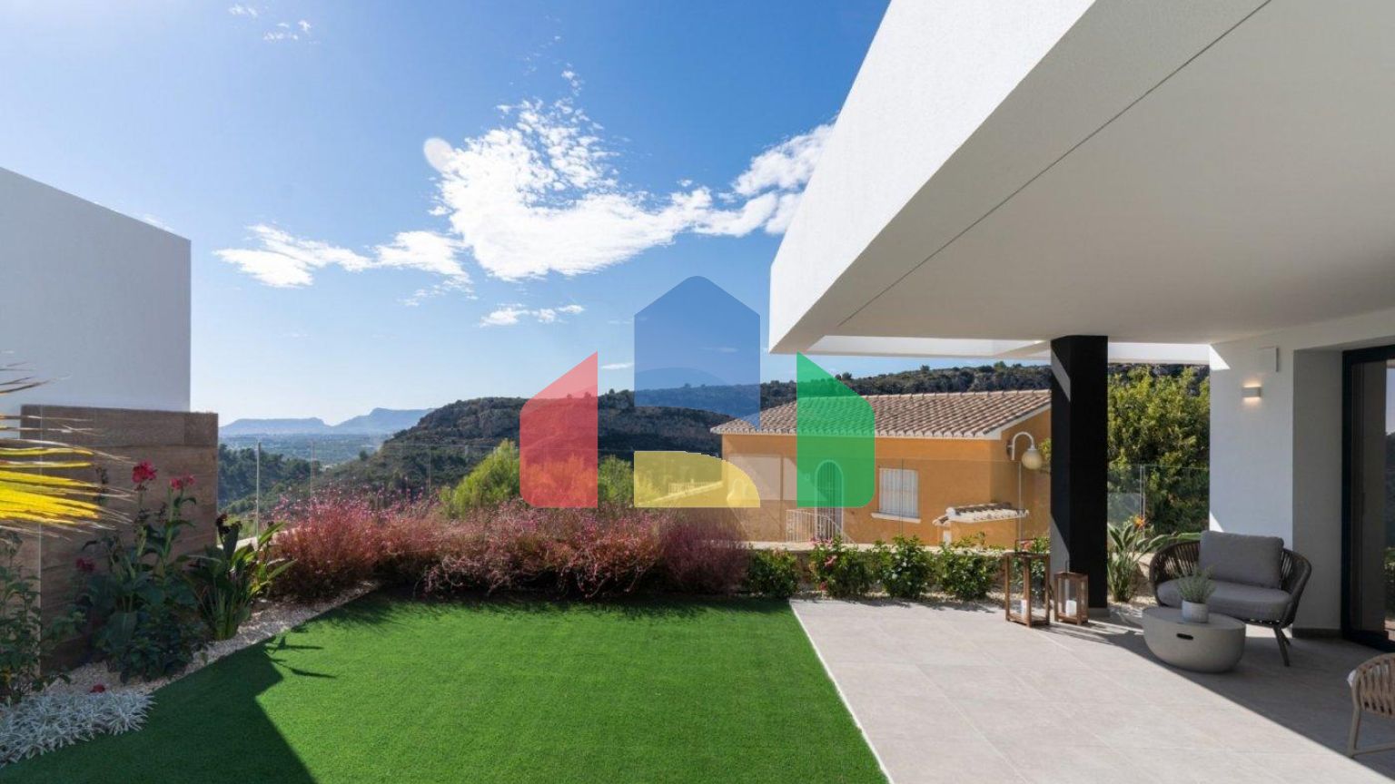 НОВЫЕ КВАРТИРЫ В В КУМБРЕ-ДЕЛЬ-СОЛЬ