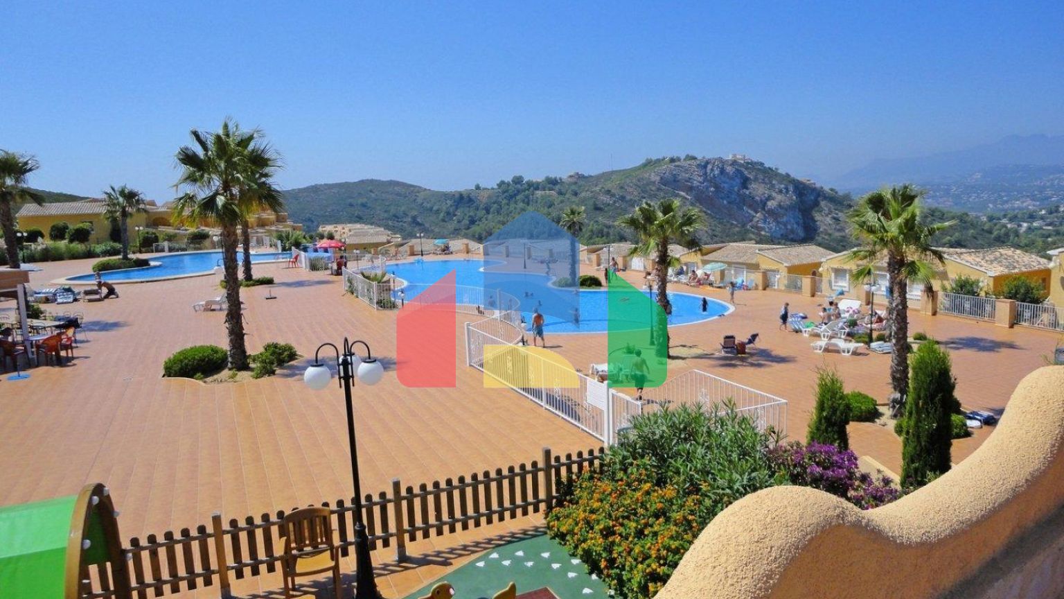 НОВЫЕ КВАРТИРЫ В В КУМБРЕ-ДЕЛЬ-СОЛЬ