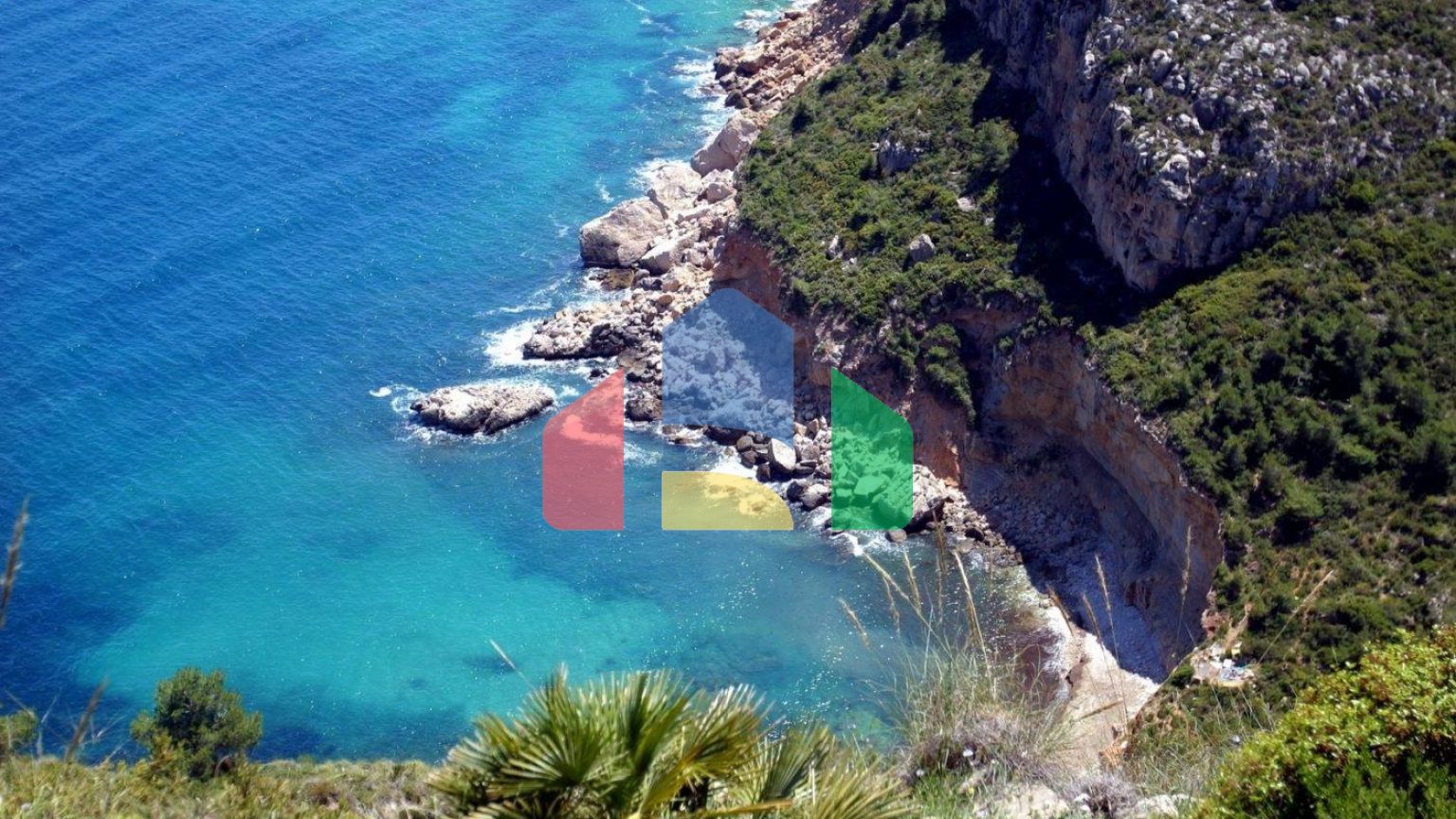 НОВЫЕ КВАРТИРЫ В В КУМБРЕ-ДЕЛЬ-СОЛЬ