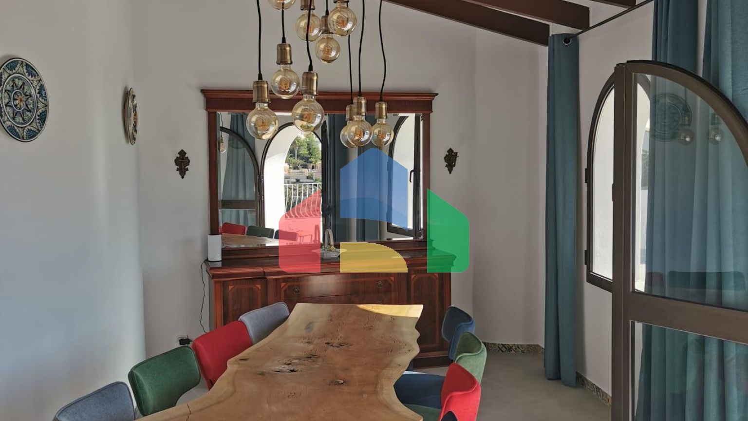 Вилла с видом на море в Cumbre del Sol