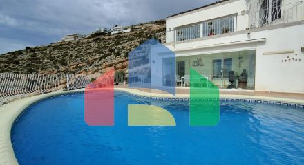 Вилла в Бенитачель ID F0897