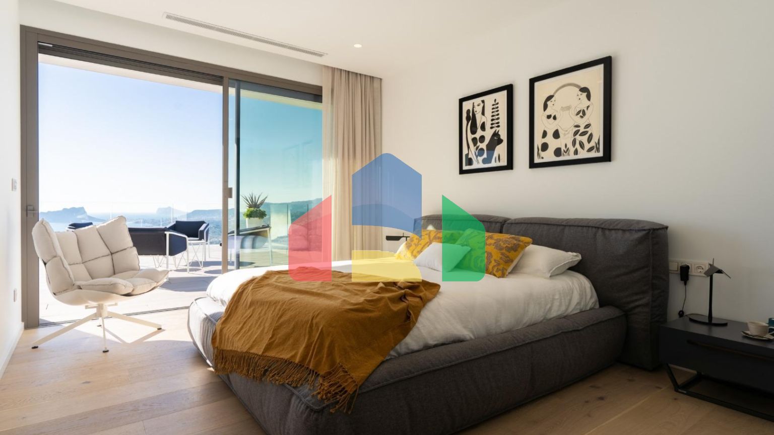 НОВАЯ ВИЛЛА КЛАССА ЛЮКС В КУМБРЕ-ДЕЛЬ-СОЛЬ