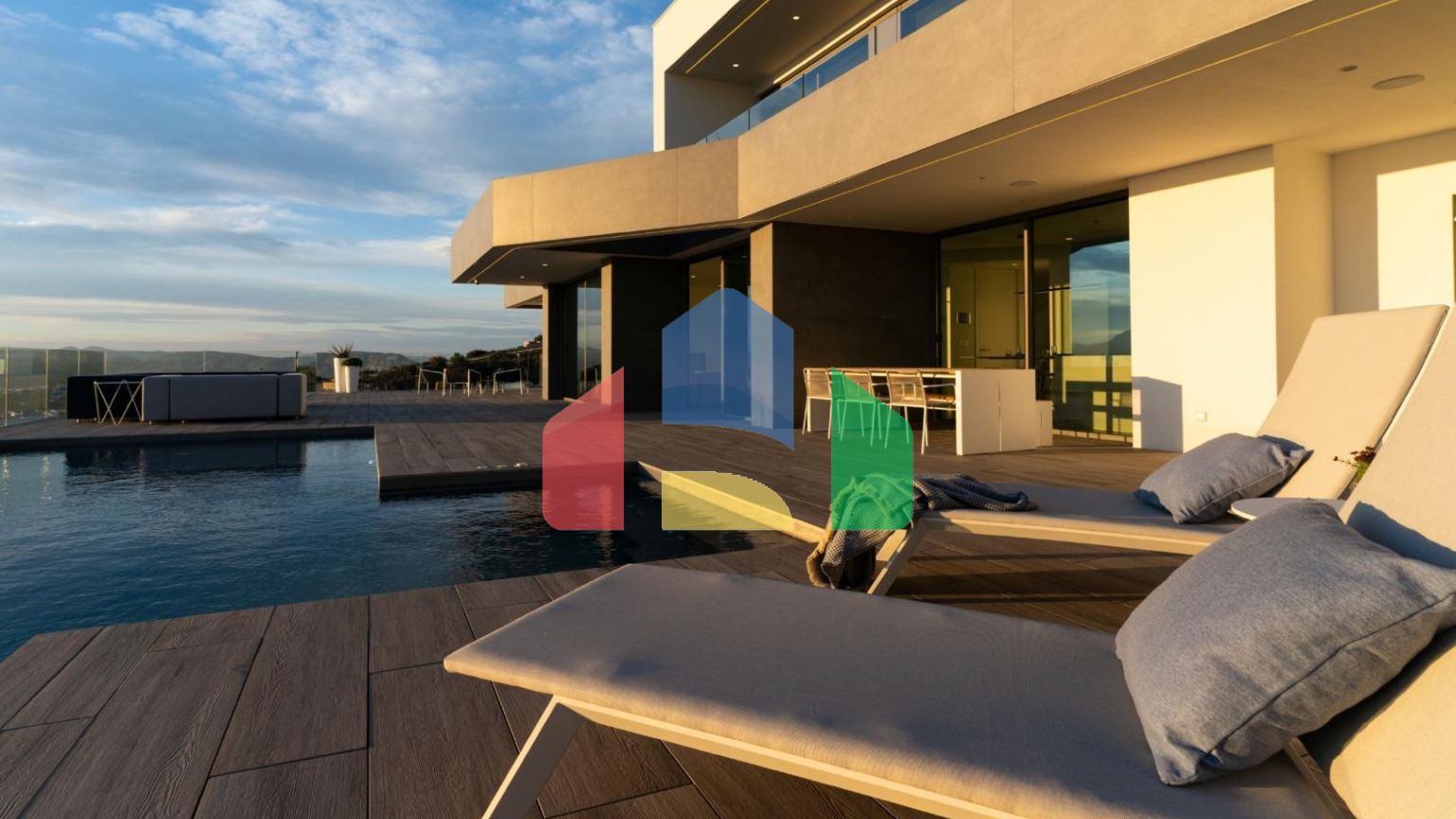 НОВАЯ ВИЛЛА КЛАССА ЛЮКС В КУМБРЕ-ДЕЛЬ-СОЛЬ