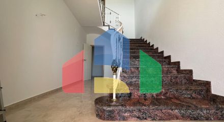 Просторная вилла с видом на море Просторная вилла с видом на море