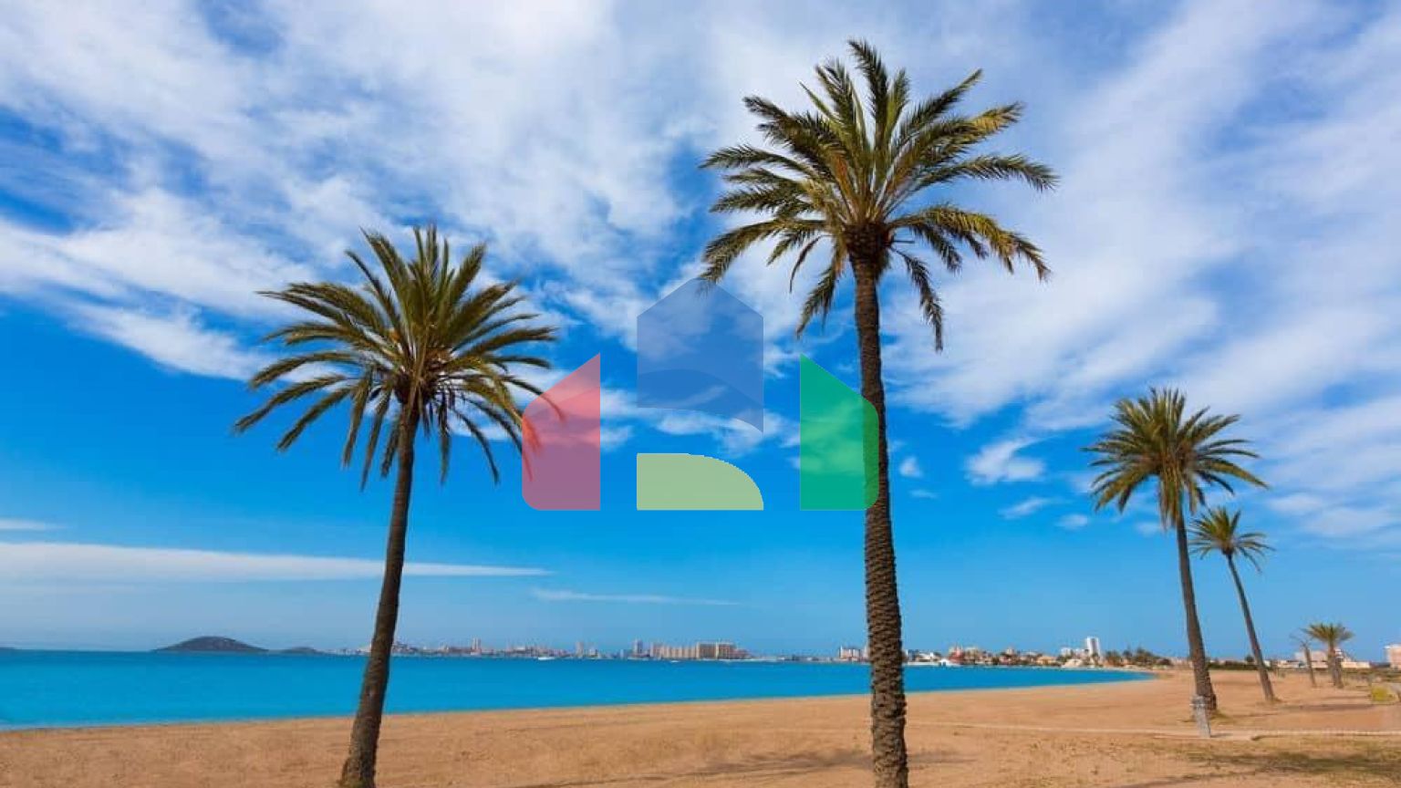 НОВЫЕ ВИЛЛЫ В РОЛДАНЕ