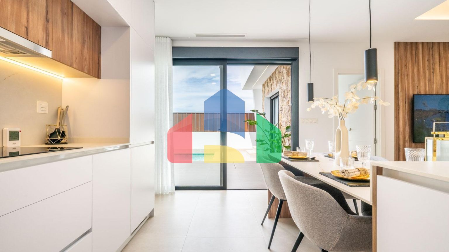 Новые независимые виллы с частным бассейном и солярием в Рольдане, Торре-Пачеко