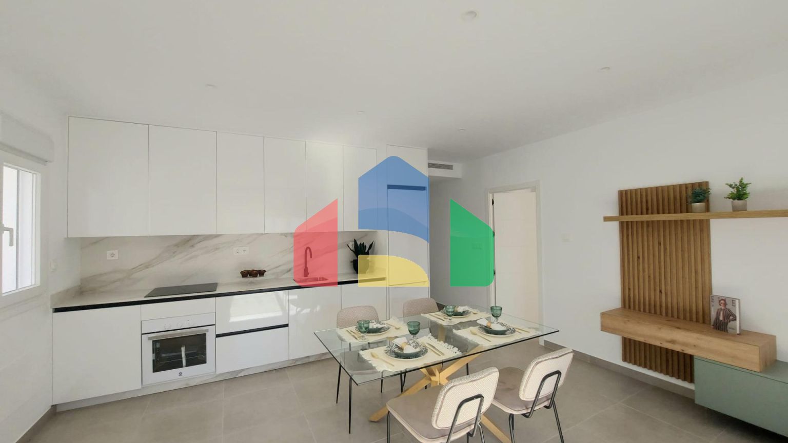 НОВЫЕ ВИЛЛЫ В РОЛДАНЕ