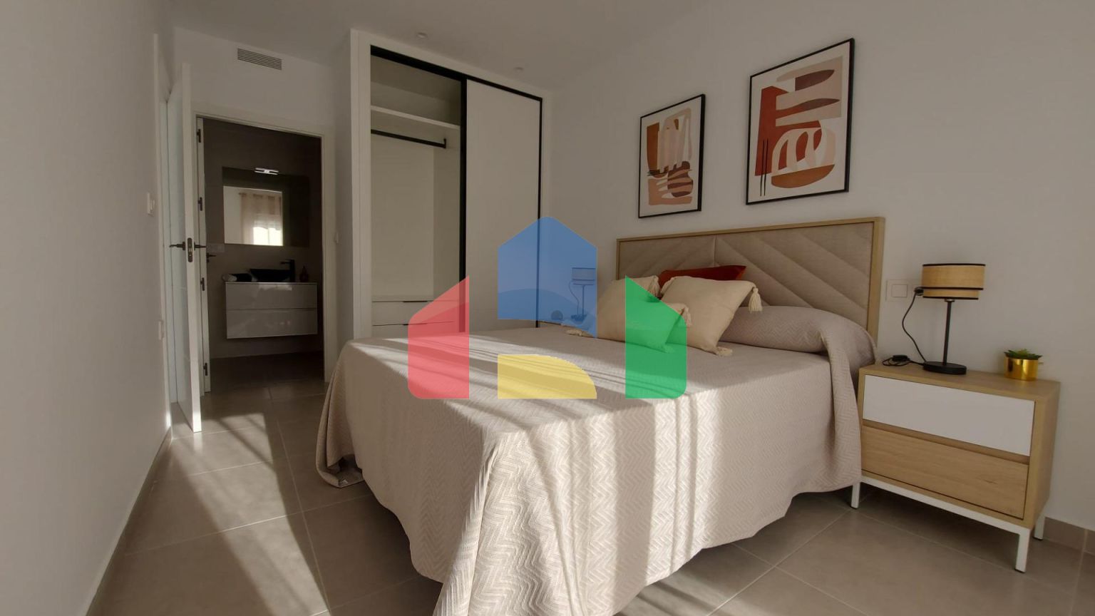 НОВЫЕ ВИЛЛЫ В РОЛДАНЕ